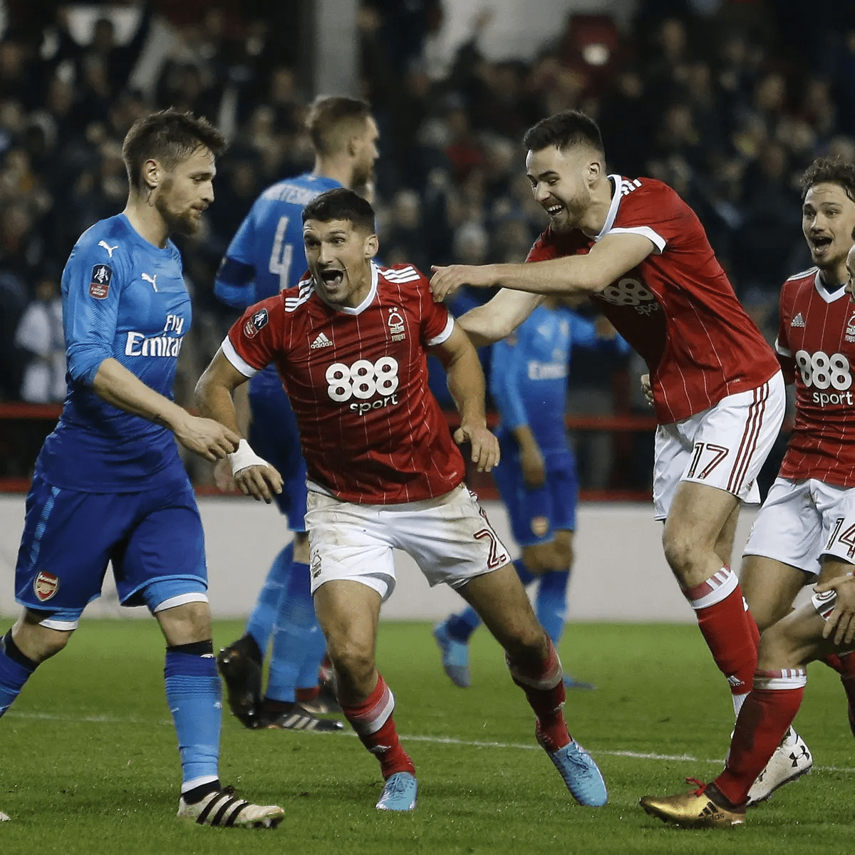 【新闻】国产半导体设备再添“新”玩家，万业携手中科院微电子所强势杀入(图1)